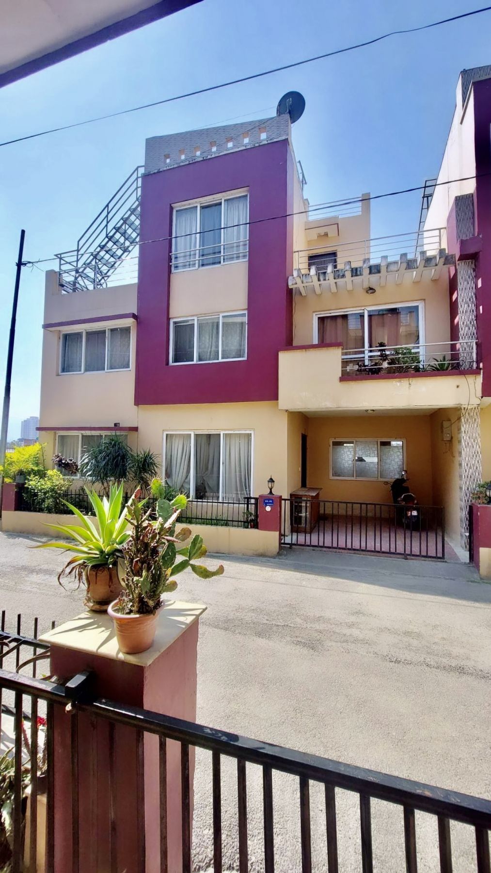 HOUSE FOR SALE IN HATTIBAN