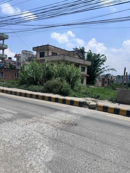 Land on sale -Imadol ucho Hight