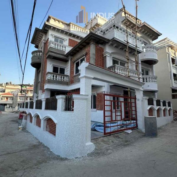 House on sale at Lasuntar, Budhanilkantha