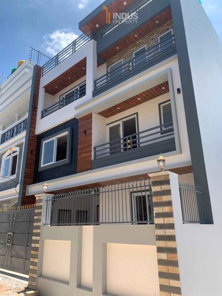 House on sale at Tempo park, Imadol