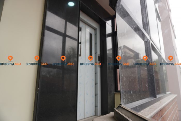 Office Space Available for RENT at Mitrapark Chowk, Ringroad