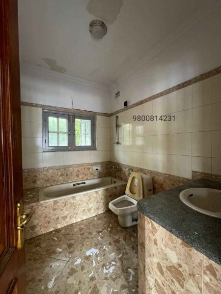 Bunglow On Rent At Baluwatar Kathmandu 