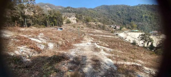 Land  sale in taray vihar main higway
