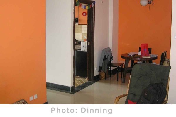 Semi-Furnished 2 BHK Flat for Rent at Metro Apartments