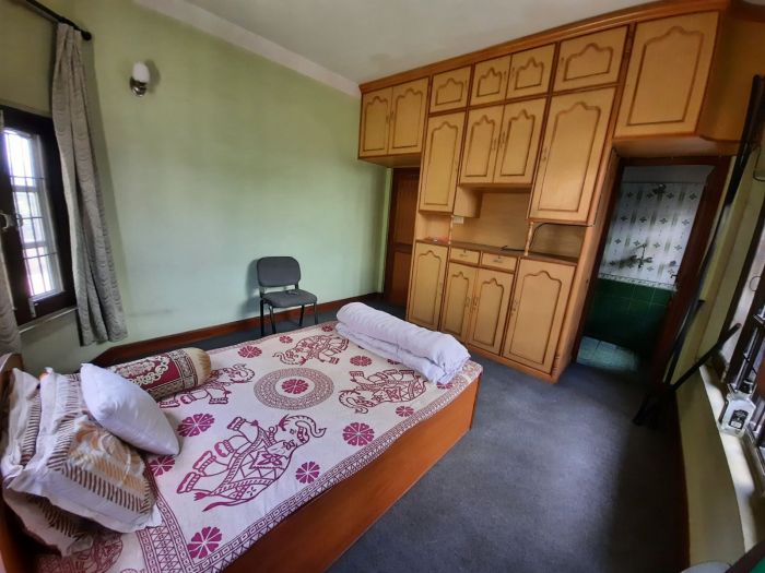 Fully furnished 2hk flat for rent