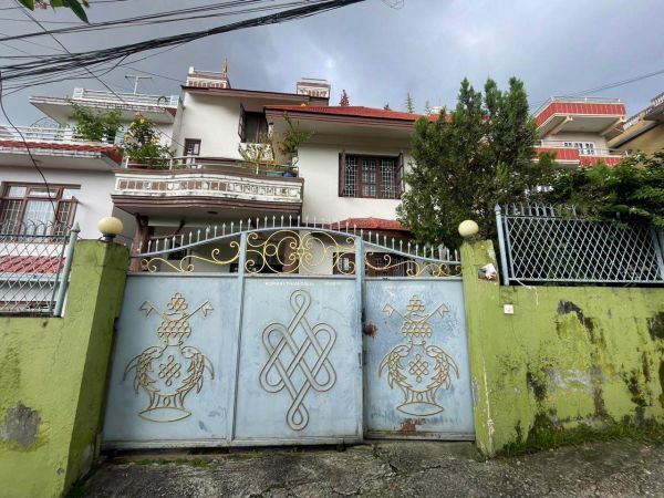 House in KALANKI, For Sale, Price is Negotiable