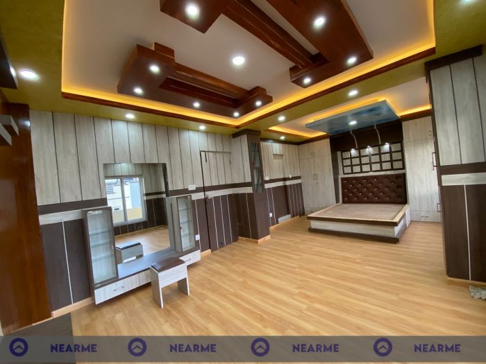 House On Sale at Mandikatar