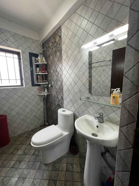 Residental Bungalow On Rent At Khumaltar 