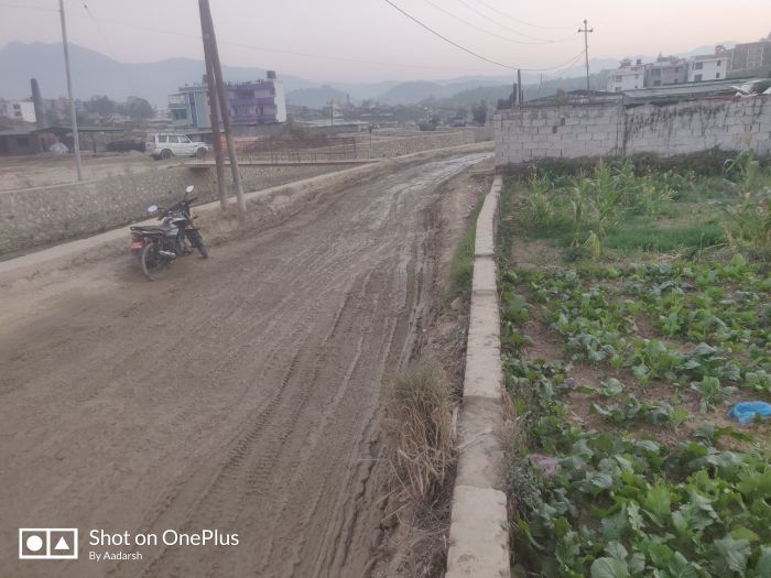 Land on sale near hatiban 