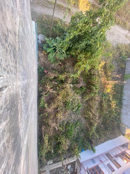 Jarankhu 2.5aana land 20ft road