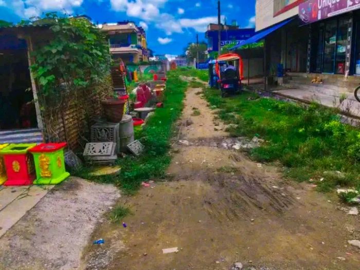 LAND ON SALE IN BIRATNAGAR KANCHNBARI ( PRICE : 900000 DHUR )