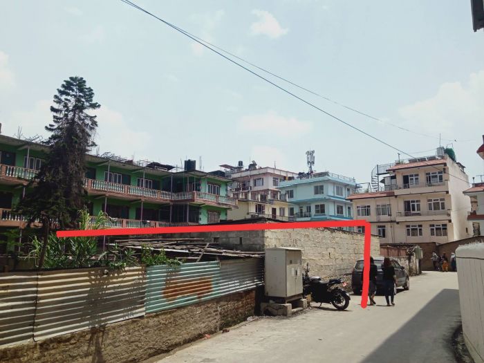 Akarshak location ma jagga bikrima