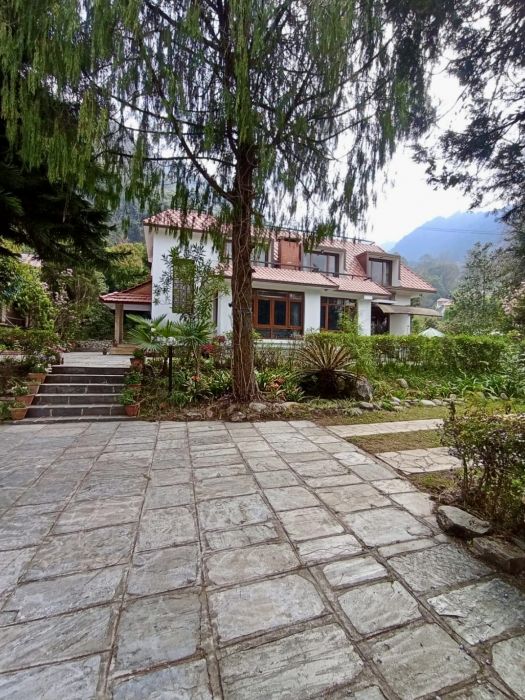 Bungalow on Rent at Godawari