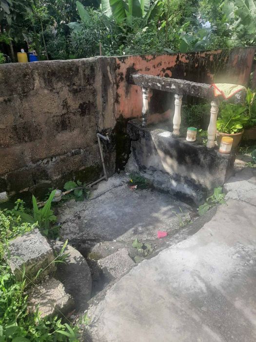 Ek Kathha Jamin Ra Aakrshak Ghar Huprachaur Sheetalmahal Chowk Mai