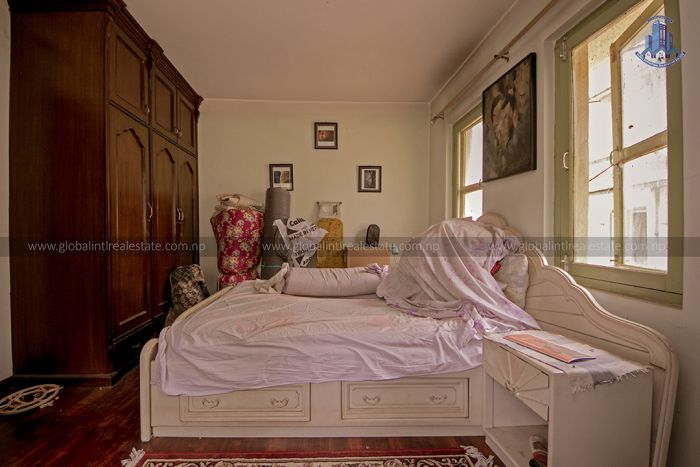 Residential Building On Sale at Paradise Colony, Bhangal