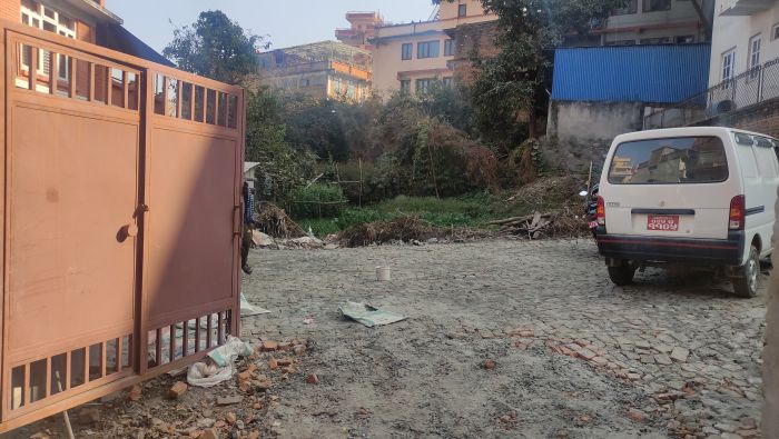 Low Price House at Convenient Location