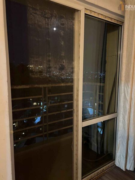 Apartment on Rent, Cityscape