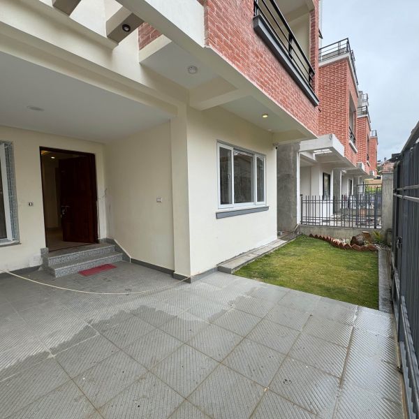 Brand New Colony House Sale, Hattiban