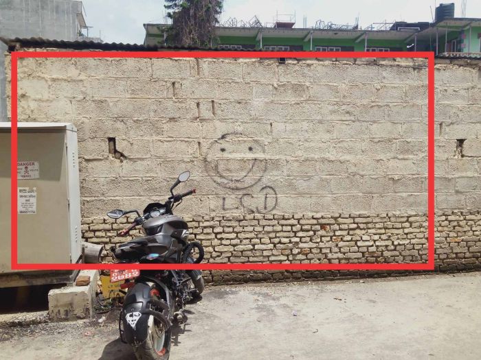 Akarshak location ma jagga bikrima