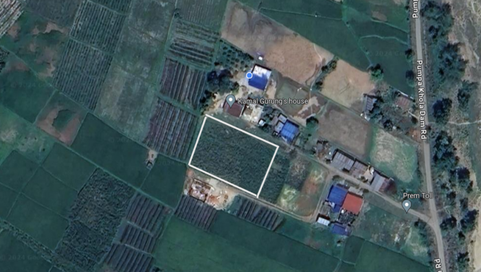 Land sale for housing or agriculture in a friendly and fresh environment.