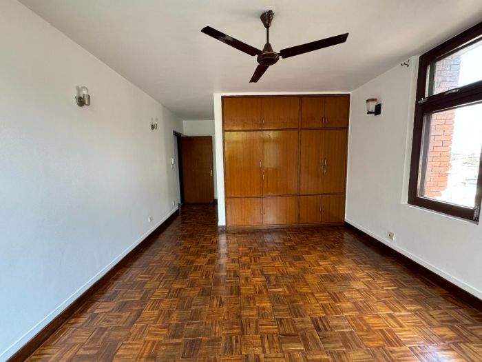 house on rent at bakhundole