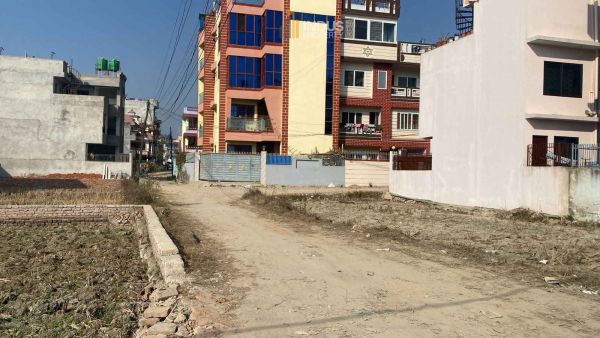 East facing 4 aana land on sale at Fickle height, Gothatar 