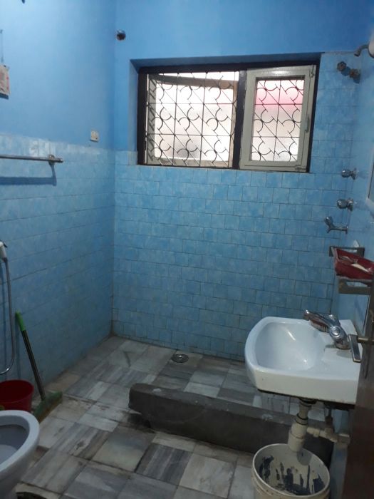 House for sale at satdobato