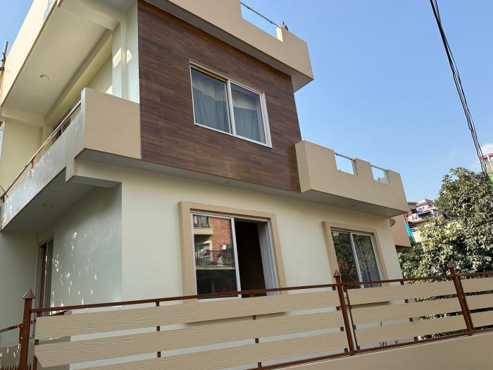 Residential House for Sale in Chandol  Naxal  PRIME LOCATION  Urgent SALE#serious buyers Price could be negotiable 