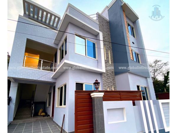 Modern House on Sale, Paiyutar, Kapan