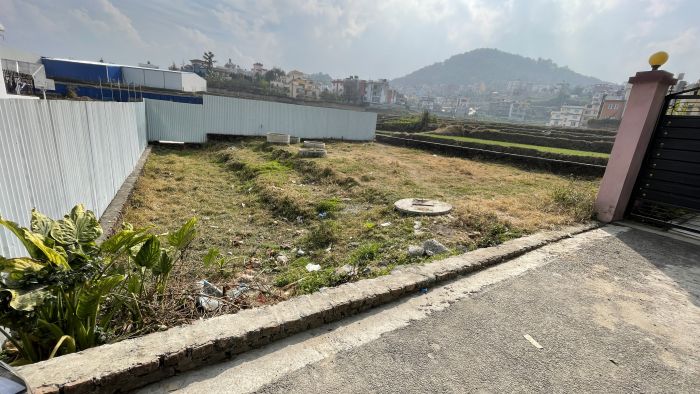 Shallaghariko Subarna Chok bata 600 feet najik Shanti Tole