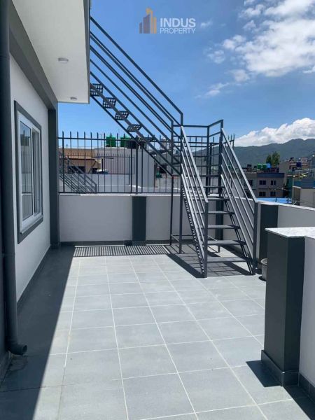 House on sale at Tempo park, Imadol