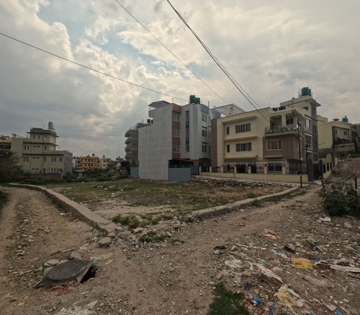 2 piece land for sale in Chappal Karkhana