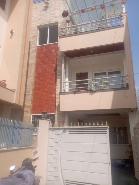 Brand new bunglow in mandikatar height