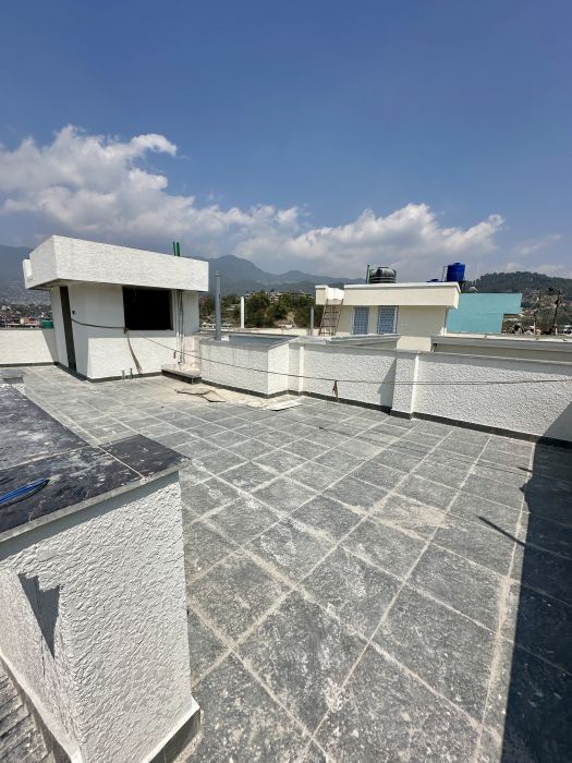 Residental House On Sale At Lasuntar