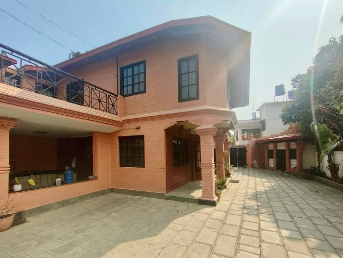 Bungalow on sale at Manbhawan