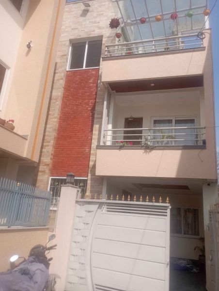 Brand new bunglow in mandikatar height