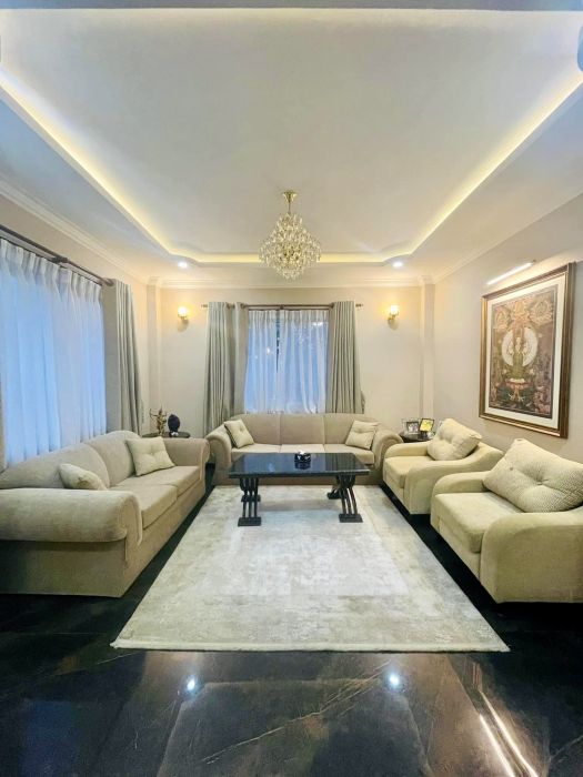 Bungalow on sale at Ganesh Chowk