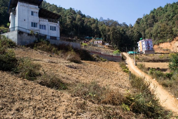 4 aana 1 paisa and 4 aana  3 paisa land for sale in Matatirtha Chandragiri Kathmandu