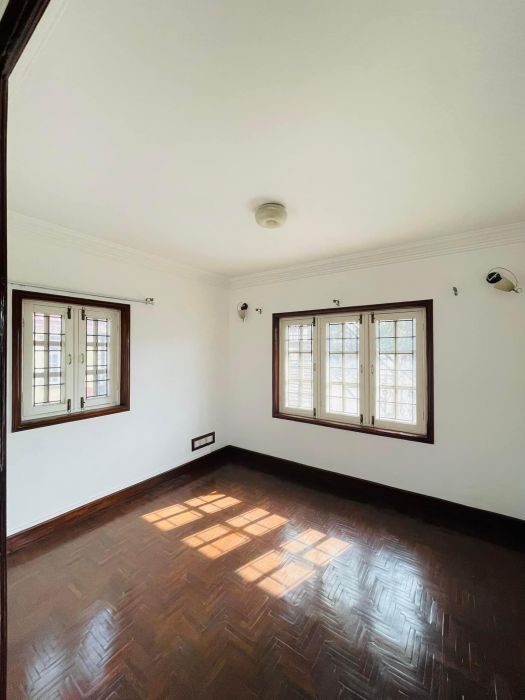 Bungalow on sale at Sukedhara