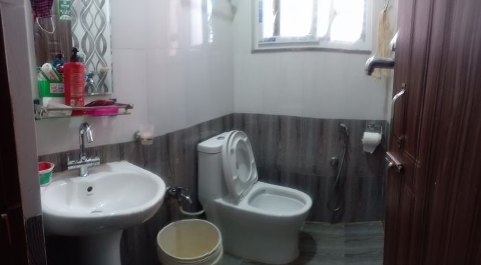 House sale dhapasi height