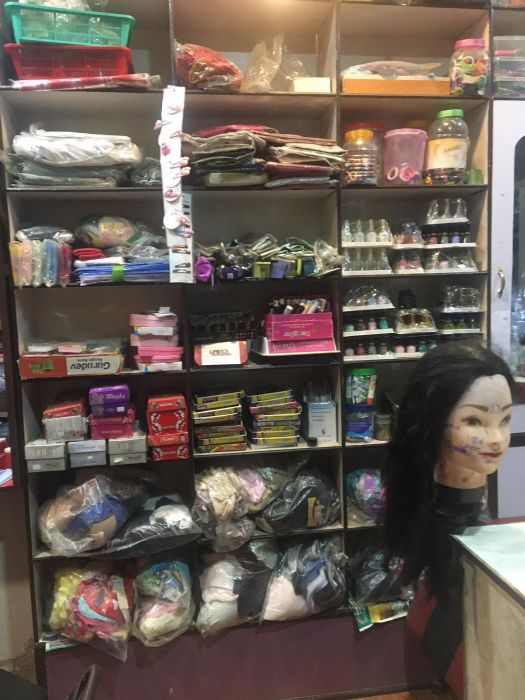 urgent sale cosmetic plus beautiparlour