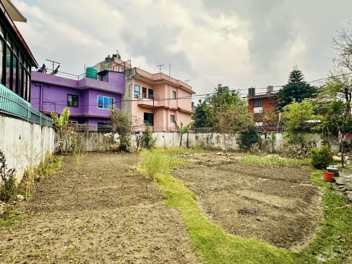 Residental land on sale at Bansbari