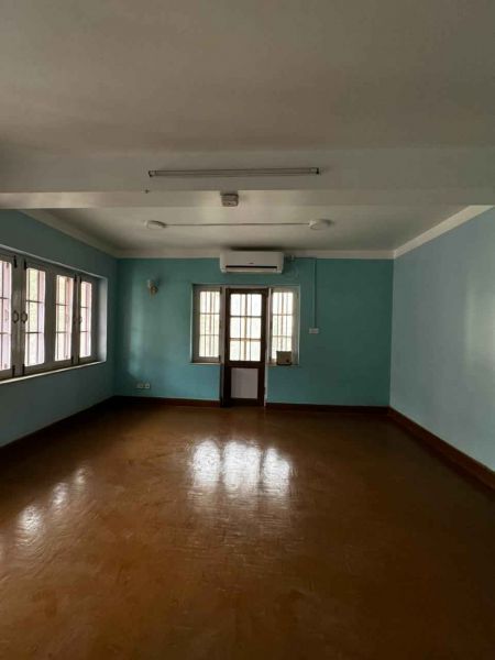 Semi-commercial House On Rent At Kupandol 