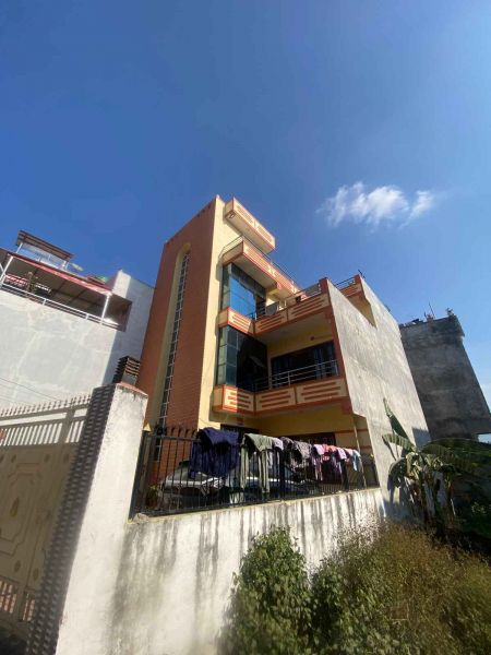 Brand House on Sale At Tikathali Moti chowk