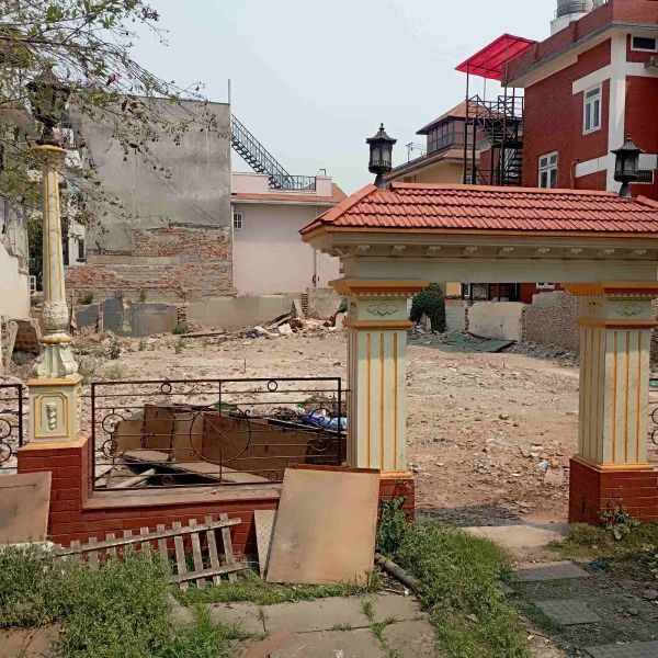 28 aana land on sale at mid baneshwor