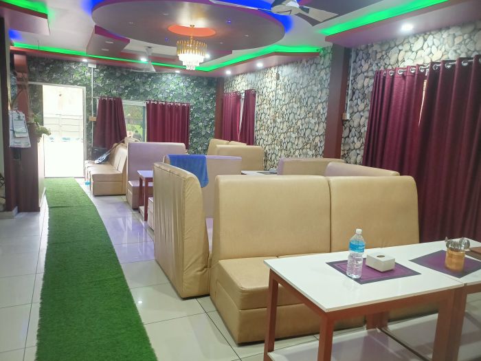 Sasto ma full finished ghar Bharatpur area ma with 3 star restaurants