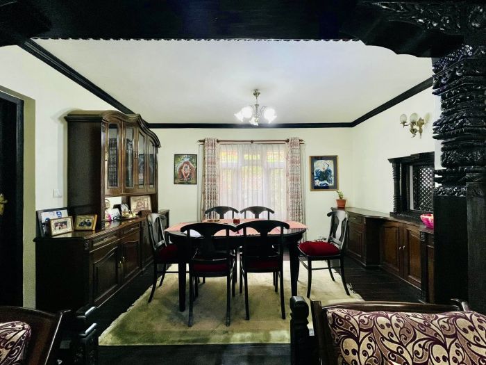 Bungalow on sale at Bansbari