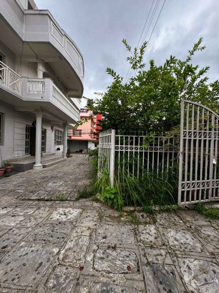 5BHK Semi-Furnished House On Rent At Baluwatar 