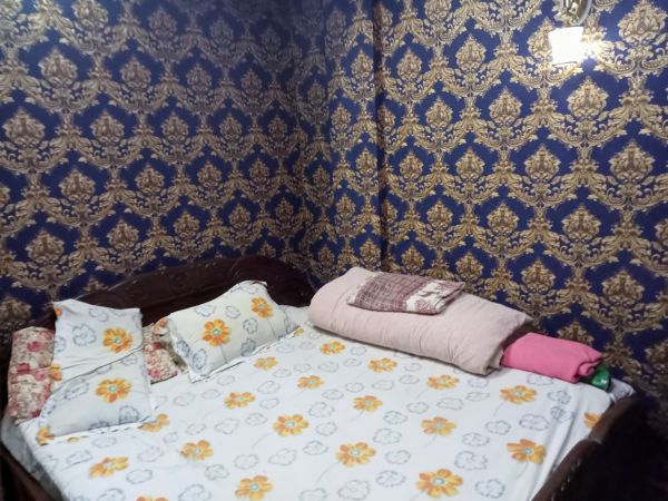 Residential/Semi Commercial/Semi bungalow on sale