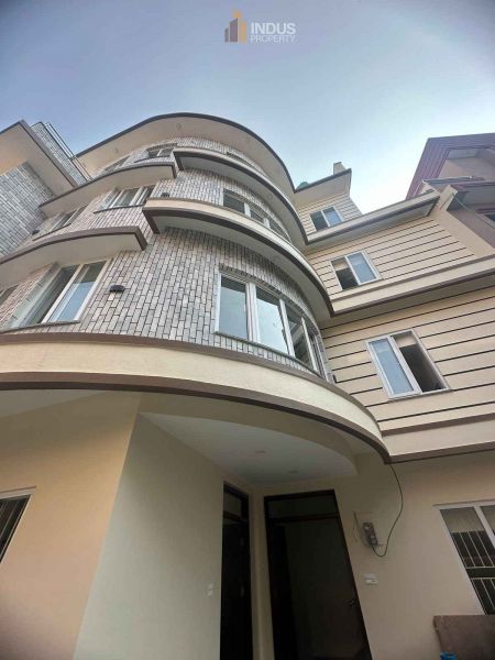 Beautiful House on Rent at Dhobighat